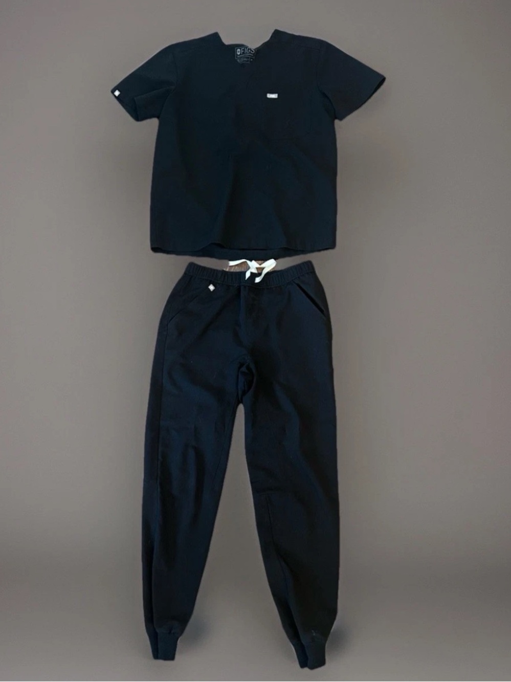 Mens Black Figs Scrubs Set Size Medium Chisec Top And Small Tansen Joggers Pants